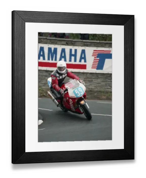 Framed Print : Hugh Reynolds (Honda) 1998 Junior TT Framed Print : Hugh Reynolds (Honda) 1998 Junior TT