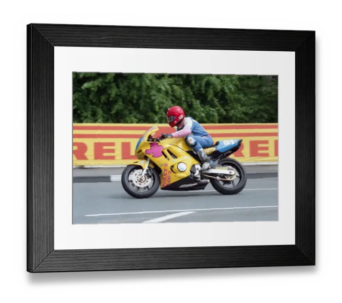 Framed Print : Michael Brown (Honda) 1998 Junior TT Framed Print : Michael Brown (Honda) 1998 Junior TT