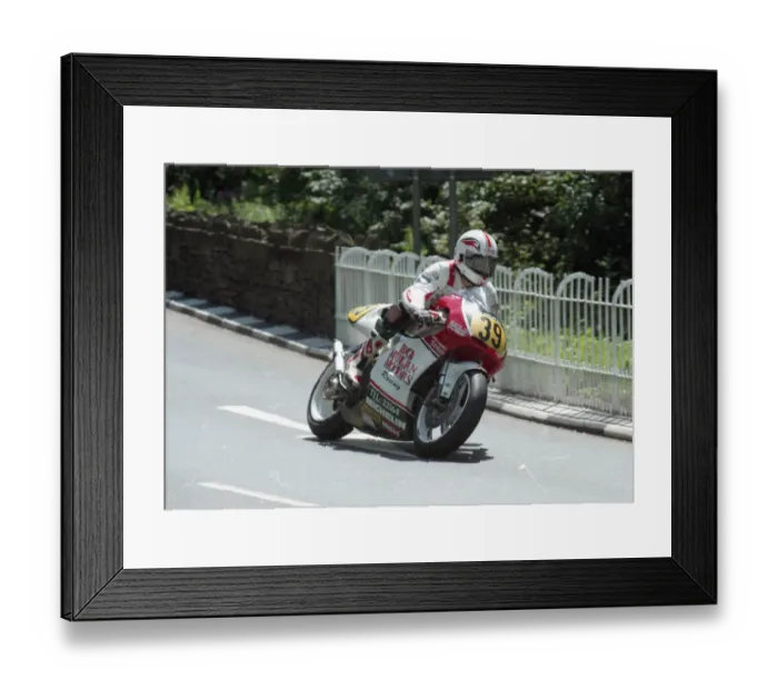 Framed Print : Owen McNally (Honda) 1998 Senior TT Framed Print : Owen McNally (Honda) 1998 Senior TT