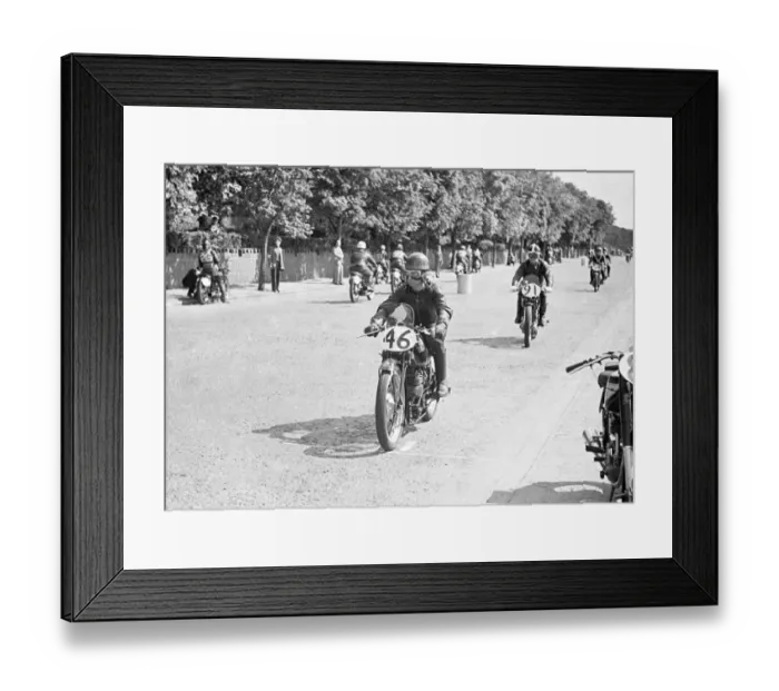 Framed Print : Bob Foster (Velocette) 1949 Junior TT Framed Print : Bob Foster (Velocette) 1949 Junior TT
