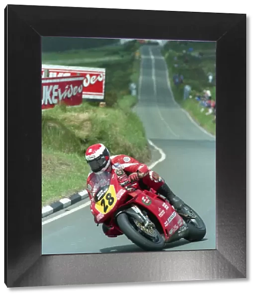 James Courtney (MSR Ducati) 2000 Senior TT