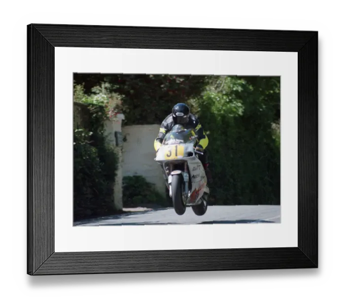 Framed Print : Colin Breeze (Kawasaki) 2000 Senior TT Framed Print : Colin Breeze (Kawasaki) 2000 Senior TT