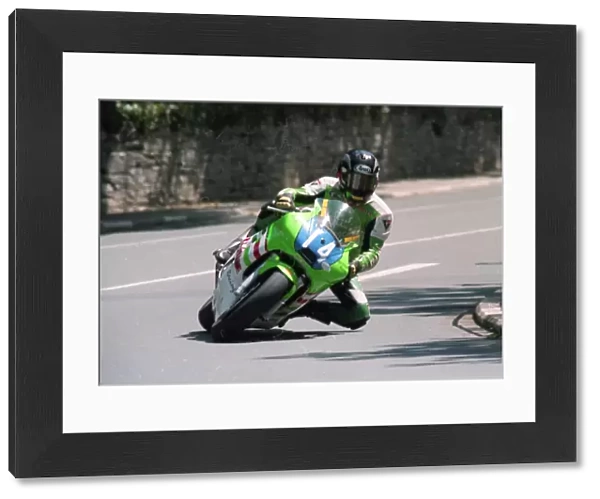 Shaun Harris (Yamaha) 2000 Junior TT