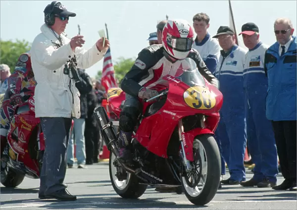 Gary Carswell (Yamaha) 2000 Senior TT
