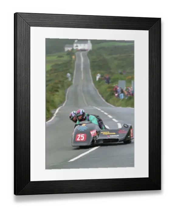 Framed Print : Wally Saunders & Rick Roberts (Ireson) 1998 Sidecar TT Framed Print : Wally Saunders & Rick Roberts (Ireson) 1998 Sidecar TT