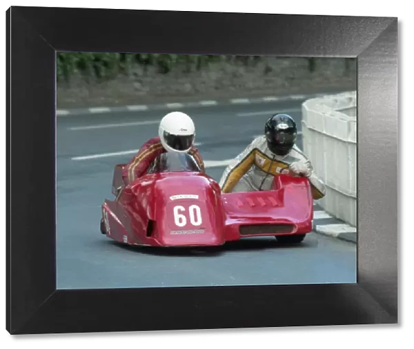 Mick Thompson & Simon Moody (Ireson Kawasaki) 1996 Sidecar TT