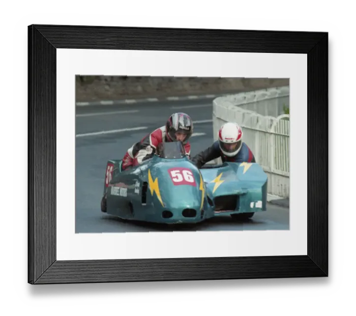 Framed Print : Brian Kelly & Neil Kelly (Derbyshire Kawasaki) 1996 Sidecar TT Framed Print : Brian Kelly & Neil Kelly (Derbyshire Kawasaki) 1996 Sidecar TT