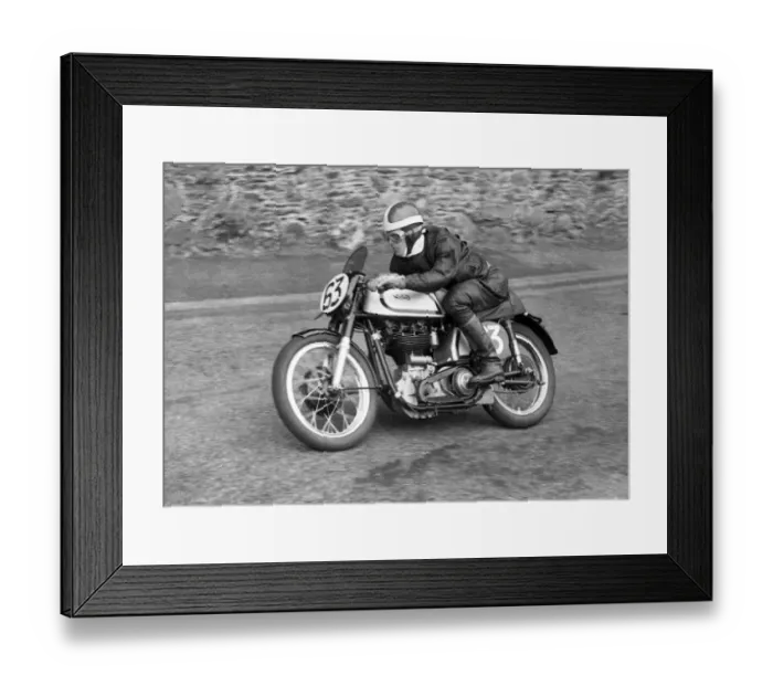 Framed Print : Phil Carter (Norton) 1952 Senior TT Framed Print : Phil Carter (Norton) 1952 Senior TT