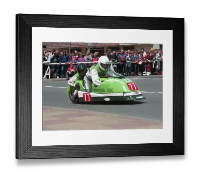 Framed Print : Vernon Phillips & Gill Phillips (Kawasaki) 1995 Sidecar TT Framed Print : Vernon Phillips & Gill Phillips (Kawasaki) 1995 Sidecar TT