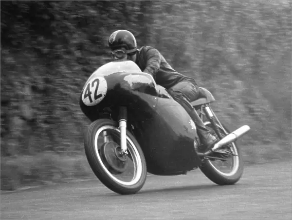 Roger Bowring (Triumph  /  Norton spl) 1962 Senior Manx Grand Prix