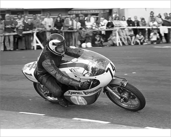 Sam McClements (Crawford Yamaha) 1975 Senior Manx Grand Prix