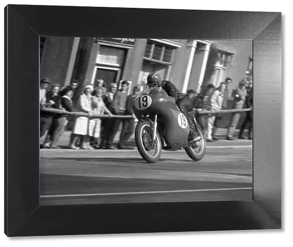 Roger Bowring (RVB Triumph) 1963 Senior Manx Drand Prix