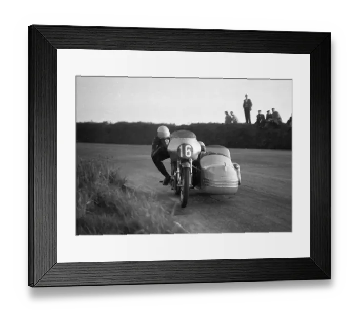 Framed Print : Eric Oliver & Pat Wise (Norton) 1958 Sidecar TT Framed Print : Eric Oliver & Pat Wise (Norton) 1958 Sidecar TT