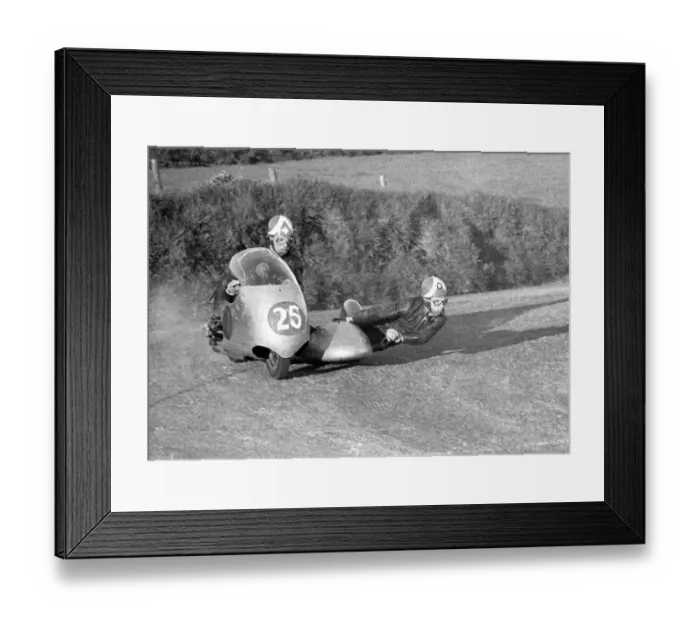 Framed Print : Florian Camathias & Hilmar Cecco (BMW) 1958 Sidecar TT Framed Print : Florian Camathias & Hilmar Cecco (BMW) 1958 Sidecar TT