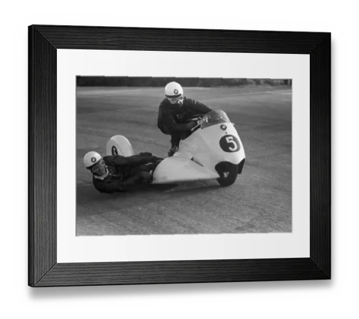 Framed Print : Alwyn Ritter & Edwin Blauth (BMW) 1958 Sidecar TT