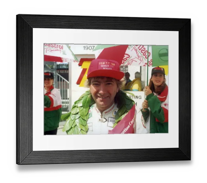 Framed Print : Joey Dunlop (Honda) 1995 Senior TT