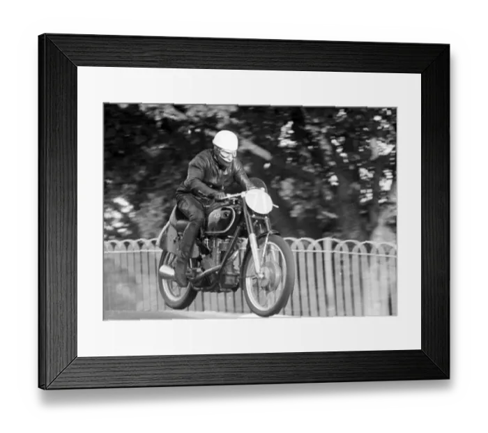 Framed Print : Les Graham (AJS) 1950 Junior TT Framed Print : Les Graham (AJS) 1950 Junior TT