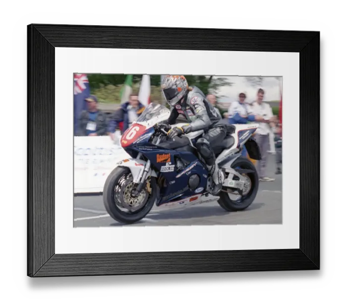 Framed Print : Maria Costello (Honda) 2002 Production 1000 TT Framed Print : Maria Costello (Honda) 2002 Production 1000 TT