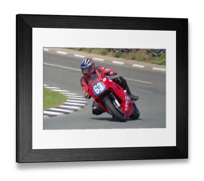 Framed Print : Darren Turner (Honda) 2002 Junior TT Framed Print : Darren Turner (Honda) 2002 Junior TT