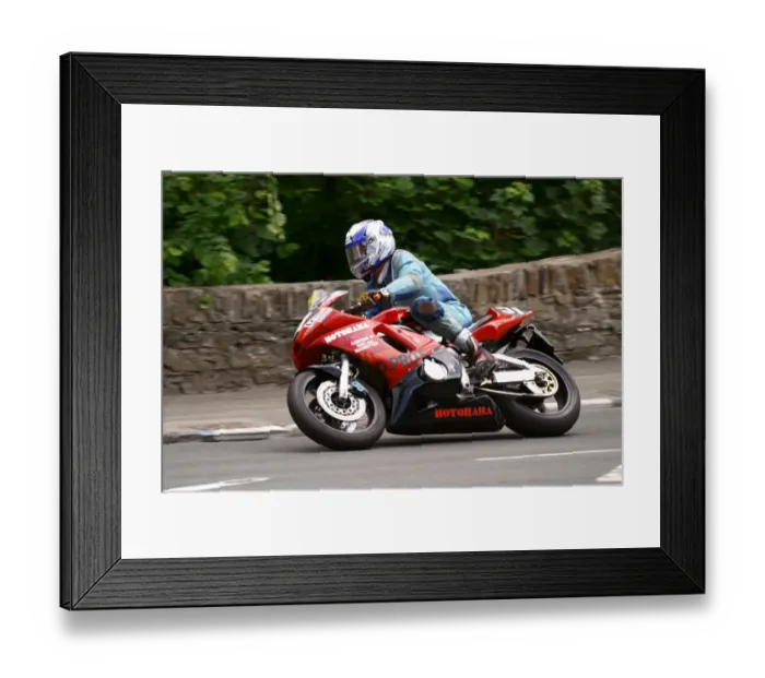 Framed Print : Etienne Godart (Yamaha) 2004 Production 600 TT Framed Print : Etienne Godart (Yamaha) 2004 Production 600 TT