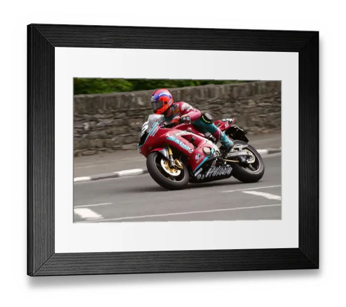 Framed Print : Ryan Farquhar (Kawasaki) 2004 Production 600 TT Framed Print : Ryan Farquhar (Kawasaki) 2004 Production 600 TT