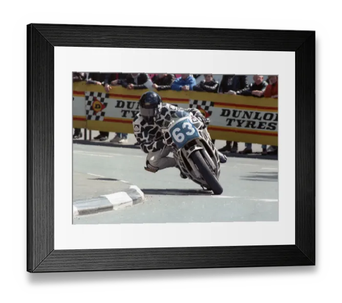Framed Print : Nigel Bryan (Suzuki) 1990 Junior TT Framed Print : Nigel Bryan (Suzuki) 1990 Junior TT