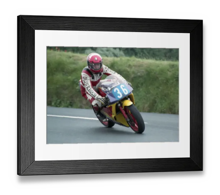 Framed Print : Ray Hanna (Yamaha) 1993 Junior TT Framed Print : Ray Hanna (Yamaha) 1993 Junior TT