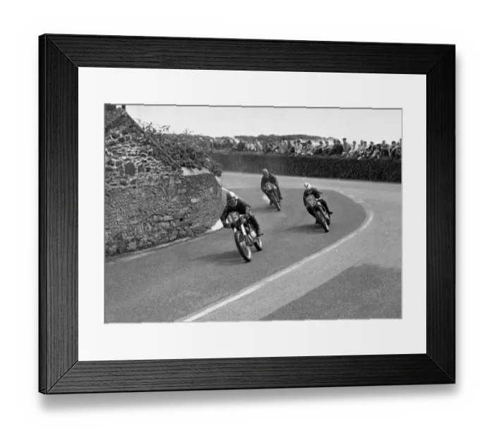 Framed Print : Reuben Hardy (DOT) E Gill (NSU) D Evans (Velocette) 1960 Southern 100 Framed Print : Reuben Hardy (DOT) E Gill (NSU) D Evans (Velocette) 1960 Southern 100