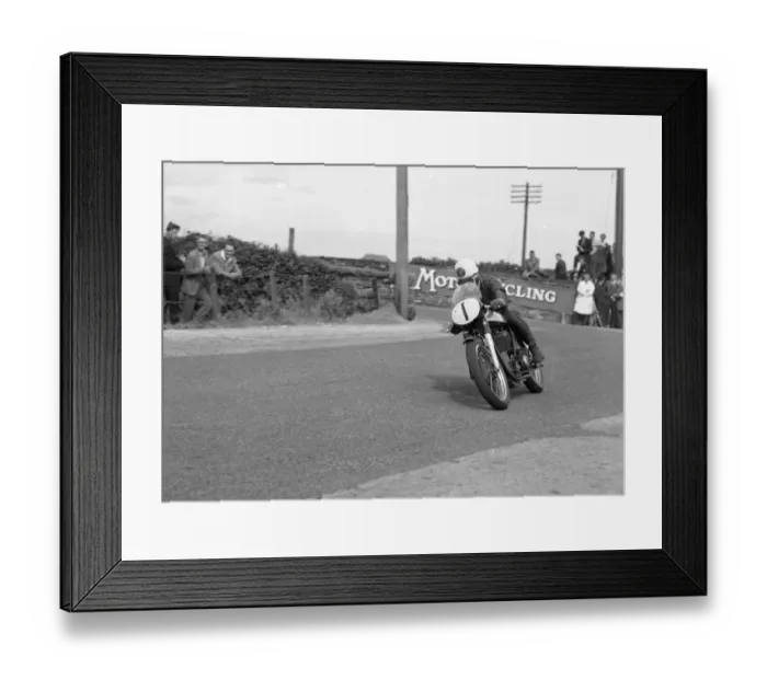 Framed Print : Bob McIntyre (Norton) 1960 Southern 100 Framed Print : Bob McIntyre (Norton) 1960 Southern 100
