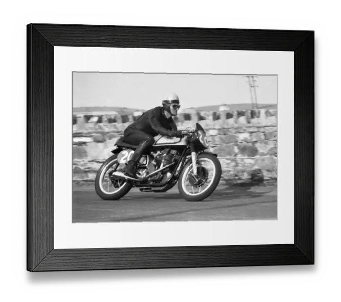 Framed Print : Gordon Bell (Norton) 1959 Southern 100 Framed Print : Gordon Bell (Norton) 1959 Southern 100