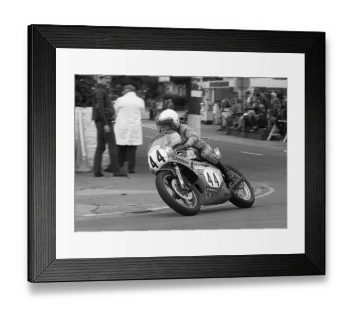 Framed Print : Mick Chatterton (Maxton Yamaha) 1980 Classic TT Framed Print : Mick Chatterton (Maxton Yamaha) 1980 Classic TT