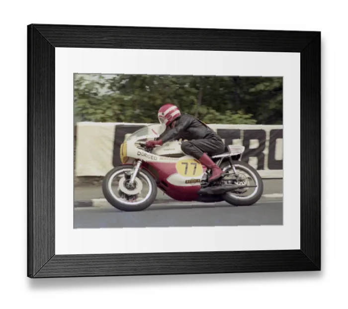 Framed Print : Roy Jeffreys (Yamaha) 1976 Senior TT Framed Print : Roy Jeffreys (Yamaha) 1976 Senior TT