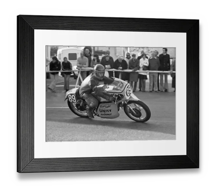 Framed Print : Roger Taylor (Norton) 1975 Production TT Framed Print : Roger Taylor (Norton) 1975 Production TT