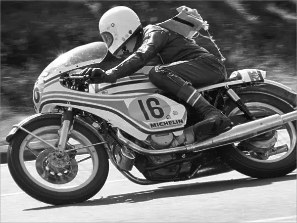 Harvey Porter (Honda) 1975 Production TT