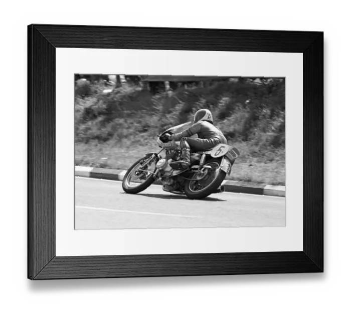 Framed Print : Tony Rutter (Honda) 1975 Production TT Framed Print : Tony Rutter (Honda) 1975 Production TT