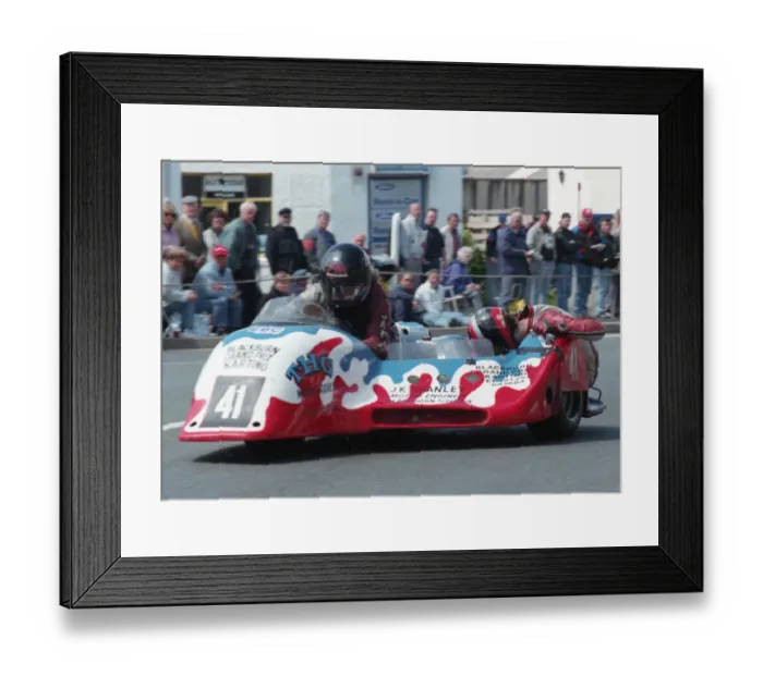 Framed Print : Dave Holden & Richard Jacques (Ireson Yamaha) 1995 Sidecar TT Framed Print : Dave Holden & Richard Jacques (Ireson Yamaha) 1995 Sidecar TT