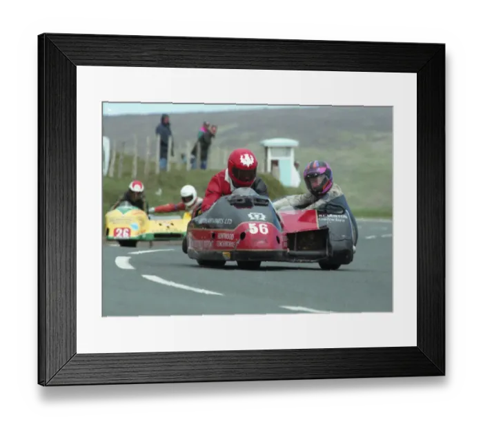 Framed Print : Gordon Shand & James Campbell (Shand Yamaha) 1995 Sidecar TT Framed Print : Gordon Shand & James Campbell (Shand Yamaha) 1995 Sidecar TT