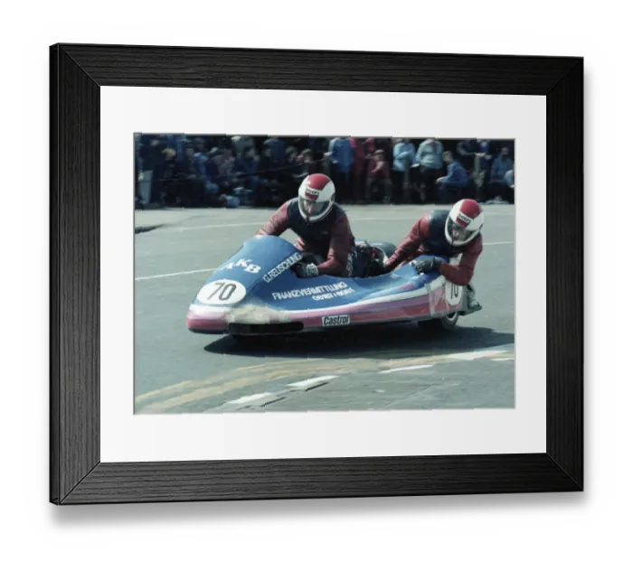 Framed Print : Kurt Jelonek & Gerhard Wagner (Yamaha) 1981 Sidecar TT Framed Print : Kurt Jelonek & Gerhard Wagner (Yamaha) 1981 Sidecar TT