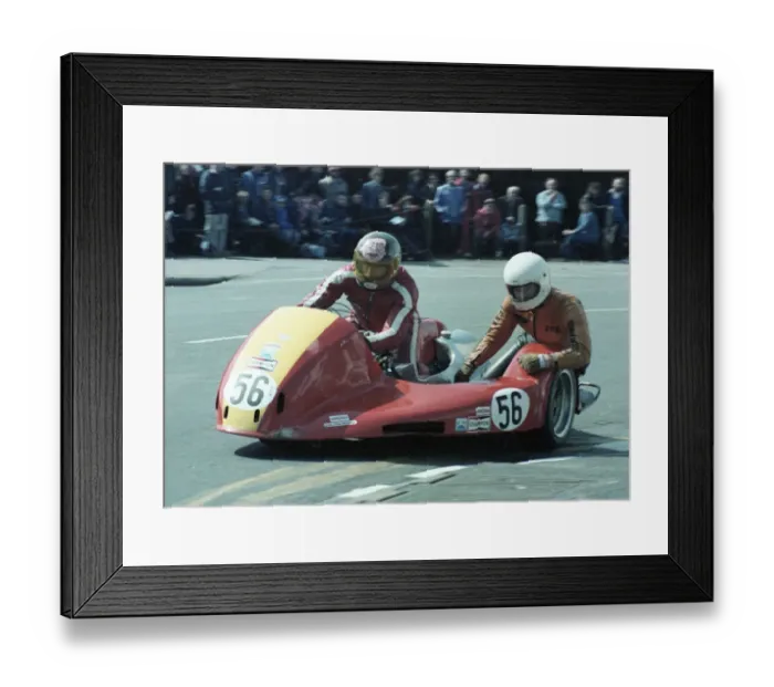 Framed Print : Barry Sloper & Norman Fear (Kawasaki) 1981 Sidecar TT Framed Print : Barry Sloper & Norman Fear (Kawasaki) 1981 Sidecar TT