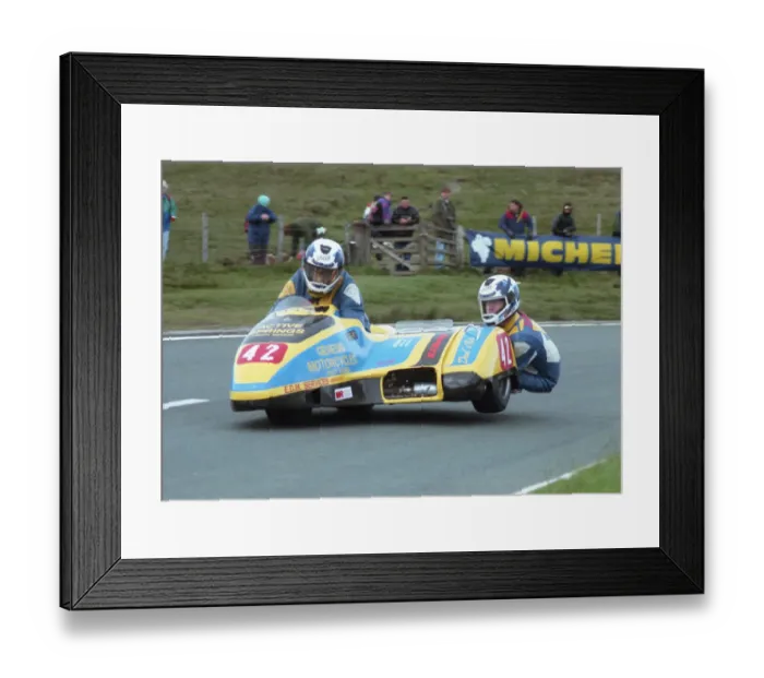 Framed Print : Martin Waters & Tim Jarvis (Molyneux Honda) 1995 Sidecar TT Framed Print : Martin Waters & Tim Jarvis (Molyneux Honda) 1995 Sidecar TT