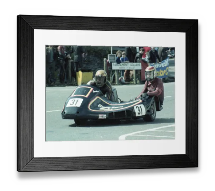 Framed Print : Keith Griffin & Gordon Garrett (Suzuki) 1981 Sidecar TT Framed Print : Keith Griffin & Gordon Garrett (Suzuki) 1981 Sidecar TT