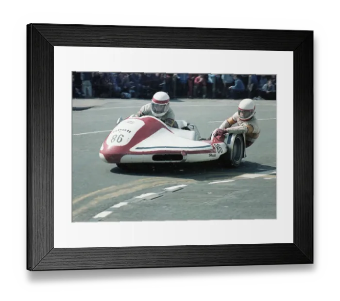 Framed Print : Colin Hopper & Keith Newman (Sparton Phoenix) 1981 Sidecar TT Framed Print : Colin Hopper & Keith Newman (Sparton Phoenix) 1981 Sidecar TT