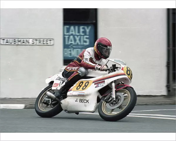 Jakob Beck (Yamaha) 1981 Senior TT