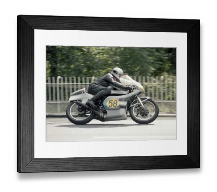 Framed Print : Pete Cox (Yamaha) 1983 Senior Manx Grand Prix Framed Print : Pete Cox (Yamaha) 1983 Senior Manx Grand Prix