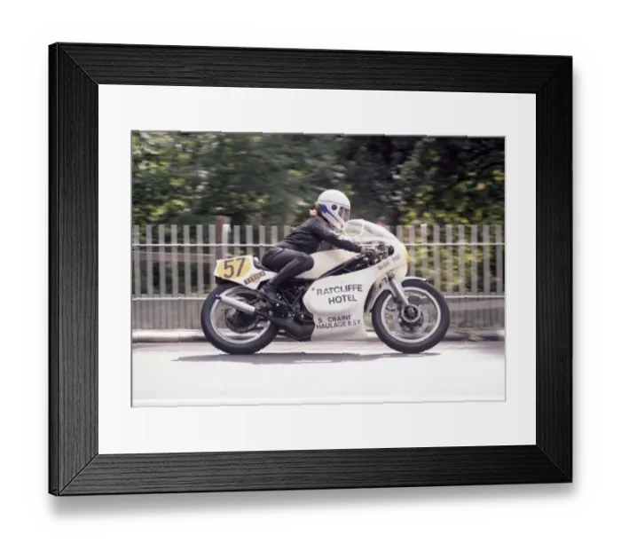 Framed Print : Herby Kelly (Yamaha) 1983 Senior Manx Grand Prix Framed Print : Herby Kelly (Yamaha) 1983 Senior Manx Grand Prix