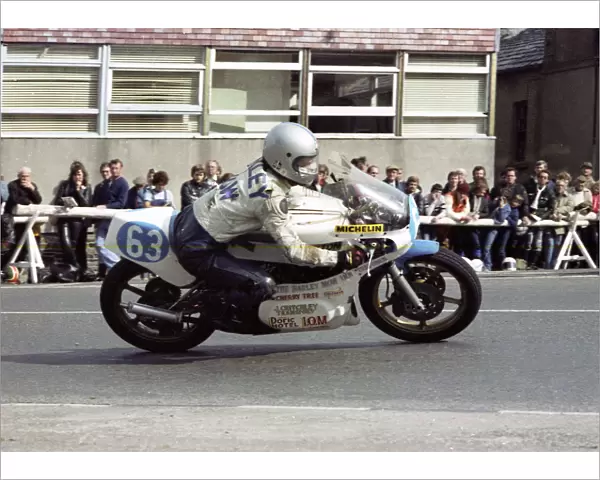 Damian Fairhurst (Maxton) 1983 Junior Manx Grand Prix