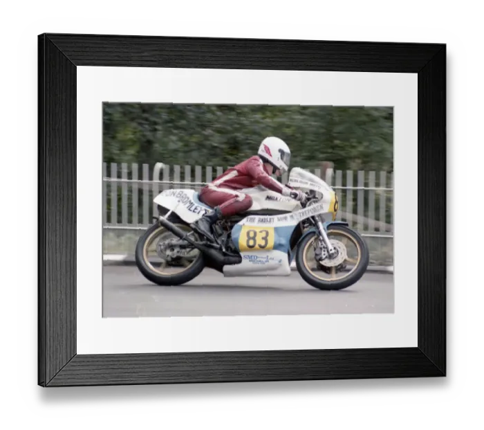 Framed Print : Damion Fairhurst (Maxton) 1983 Senior Manx Grand Prix