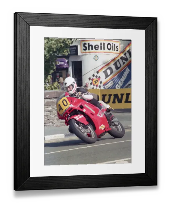 Framed Print : Alan Burman (Honda) 1987 Senior Manx Grand Prix Framed Print : Alan Burman (Honda) 1987 Senior Manx Grand Prix