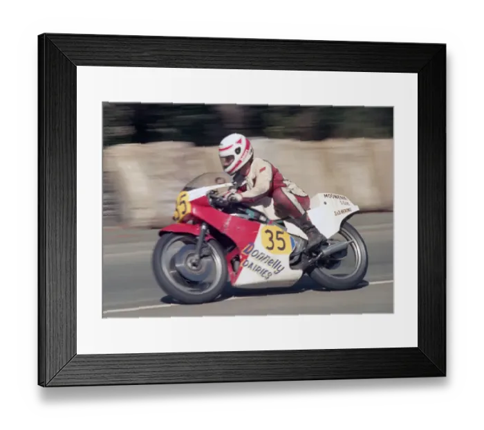 Framed Print : Joe Phillips (Yamaha) 1987 Senior Manx Grand Prix Framed Print : Joe Phillips (Yamaha) 1987 Senior Manx Grand Prix
