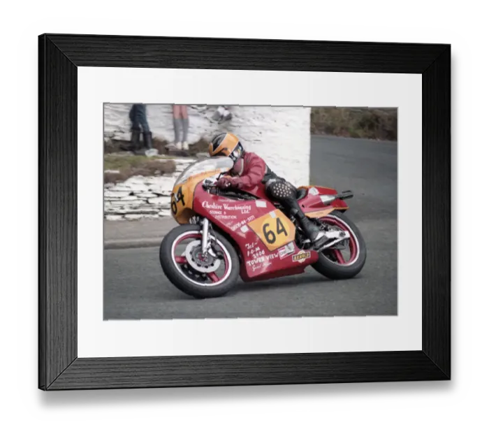 Framed Print : Pete Wakefield (Suzuki) 1984 Senior Manx Grand Prix Framed Print : Pete Wakefield (Suzuki) 1984 Senior Manx Grand Prix